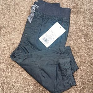 Grey Jogger Pants🪙🏃🏽‍♂️